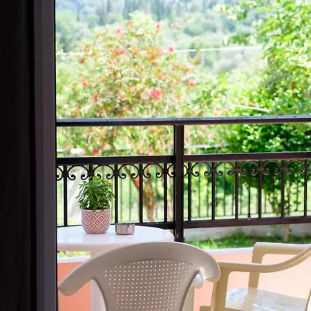 Corfu Village Studios *